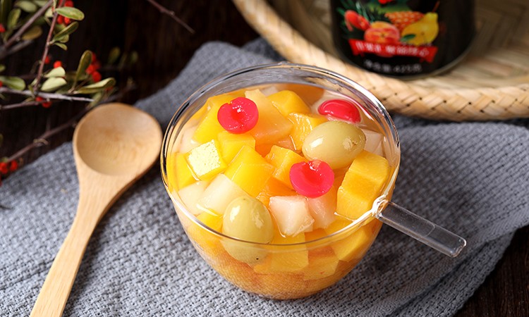 CANNED FRUIT COCKTAIL