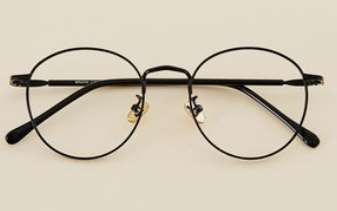 长统袜或中统袜